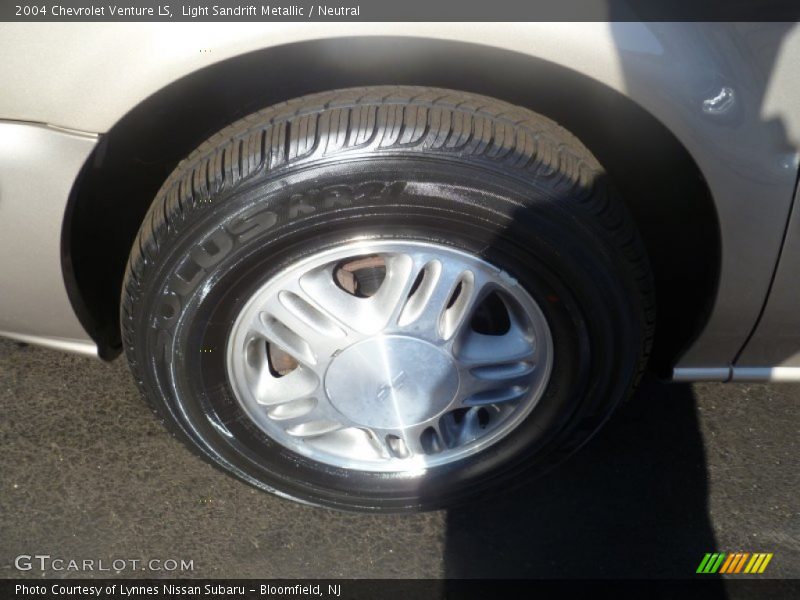 Light Sandrift Metallic / Neutral 2004 Chevrolet Venture LS