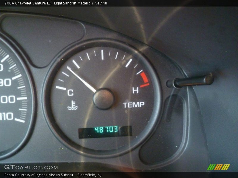 Light Sandrift Metallic / Neutral 2004 Chevrolet Venture LS