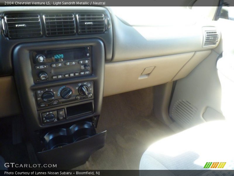 Light Sandrift Metallic / Neutral 2004 Chevrolet Venture LS