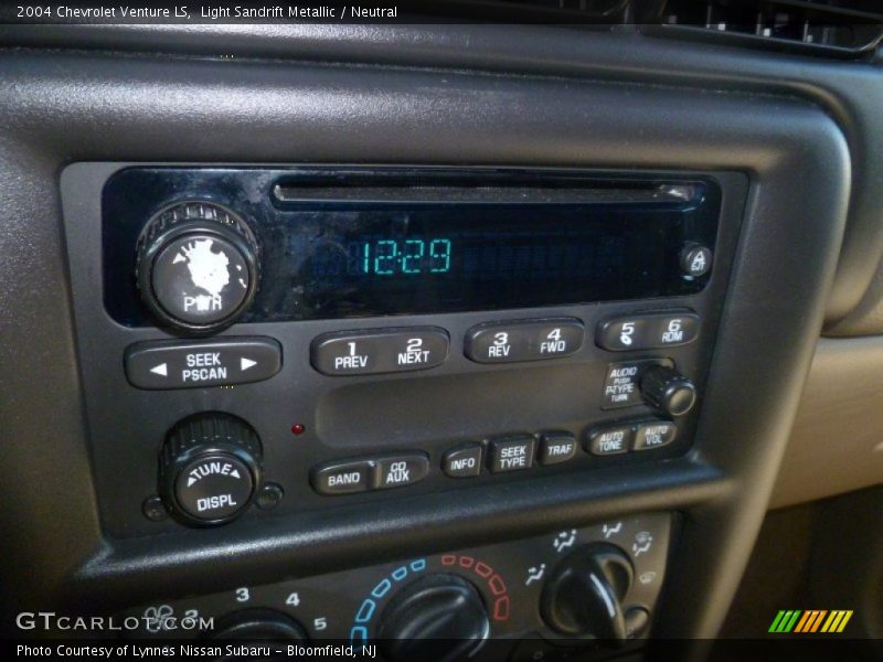 Light Sandrift Metallic / Neutral 2004 Chevrolet Venture LS