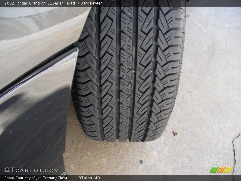 Black / Dark Pewter 2002 Pontiac Grand Am SE Sedan
