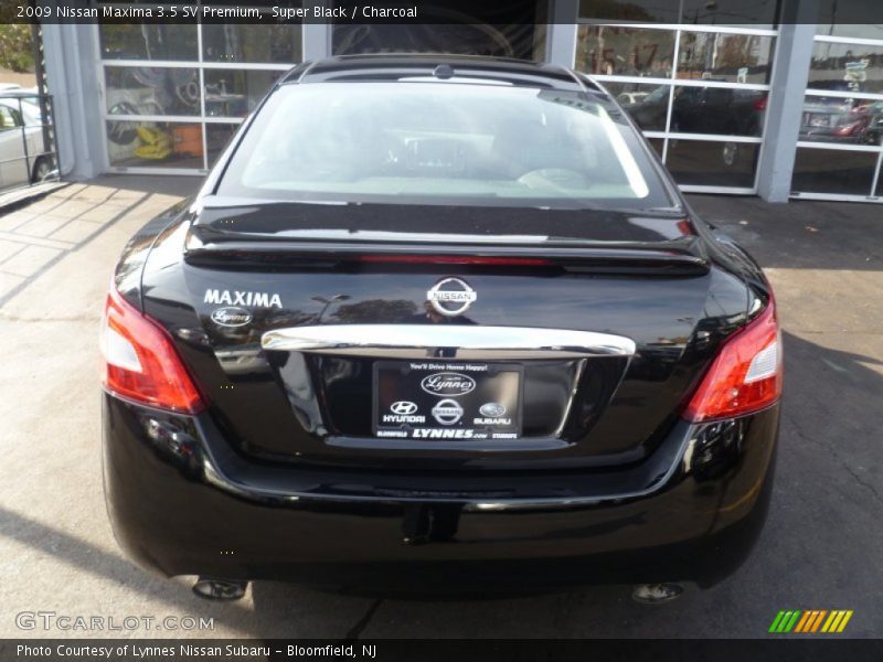 Super Black / Charcoal 2009 Nissan Maxima 3.5 SV Premium