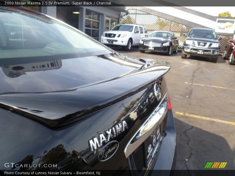 Super Black / Charcoal 2009 Nissan Maxima 3.5 SV Premium