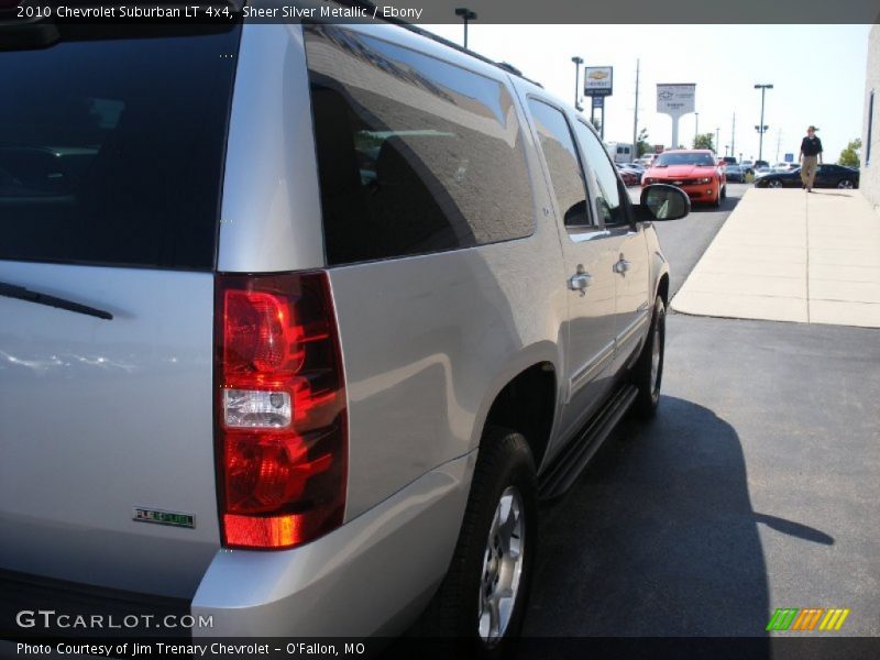 Sheer Silver Metallic / Ebony 2010 Chevrolet Suburban LT 4x4