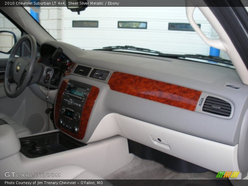 Sheer Silver Metallic / Ebony 2010 Chevrolet Suburban LT 4x4