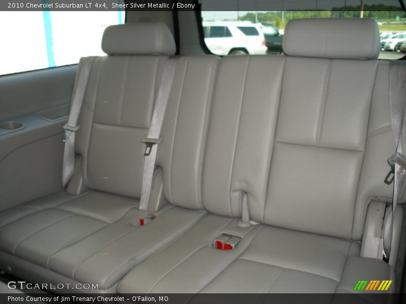 Sheer Silver Metallic / Ebony 2010 Chevrolet Suburban LT 4x4