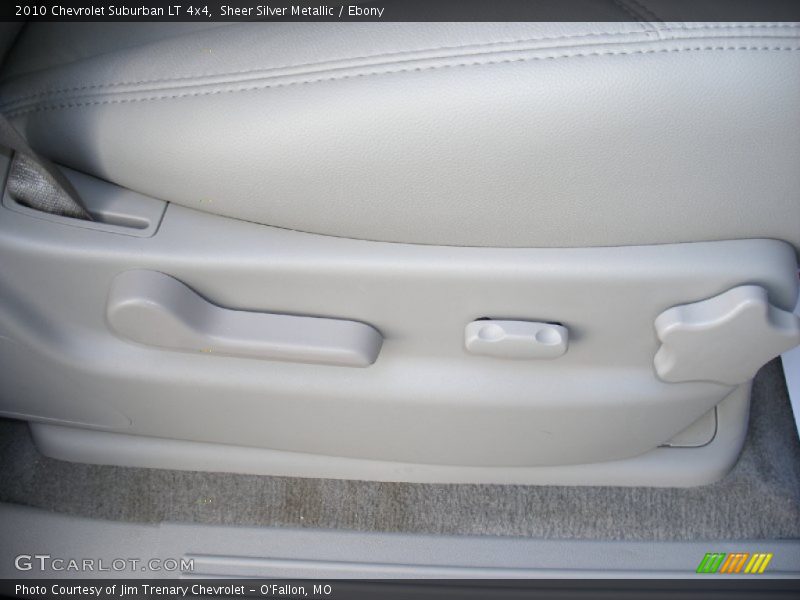 Sheer Silver Metallic / Ebony 2010 Chevrolet Suburban LT 4x4