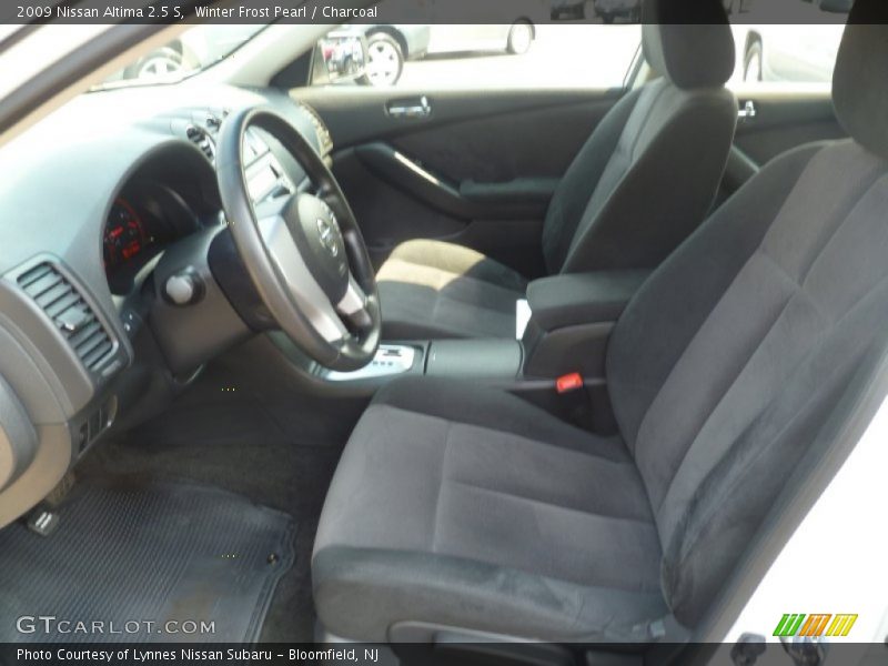 Winter Frost Pearl / Charcoal 2009 Nissan Altima 2.5 S