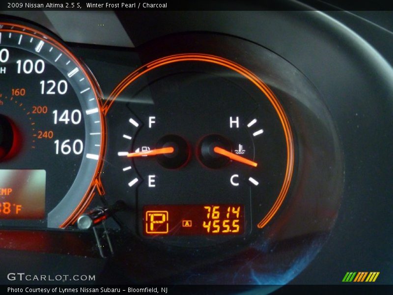 Winter Frost Pearl / Charcoal 2009 Nissan Altima 2.5 S