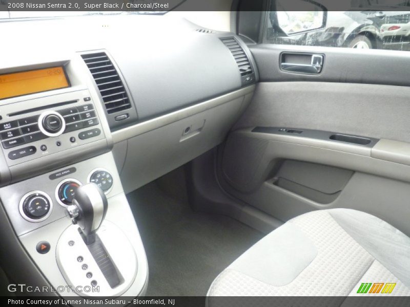 Super Black / Charcoal/Steel 2008 Nissan Sentra 2.0