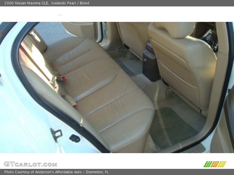 Icelandic Pearl / Blond 2000 Nissan Maxima GLE