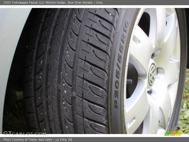 Blue Silver Metallic / Grey 2002 Volkswagen Passat GLX 4Motion Sedan