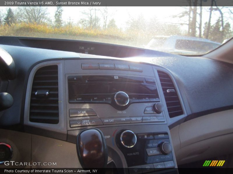 Sunset Bronze Mica / Ivory 2009 Toyota Venza V6 AWD