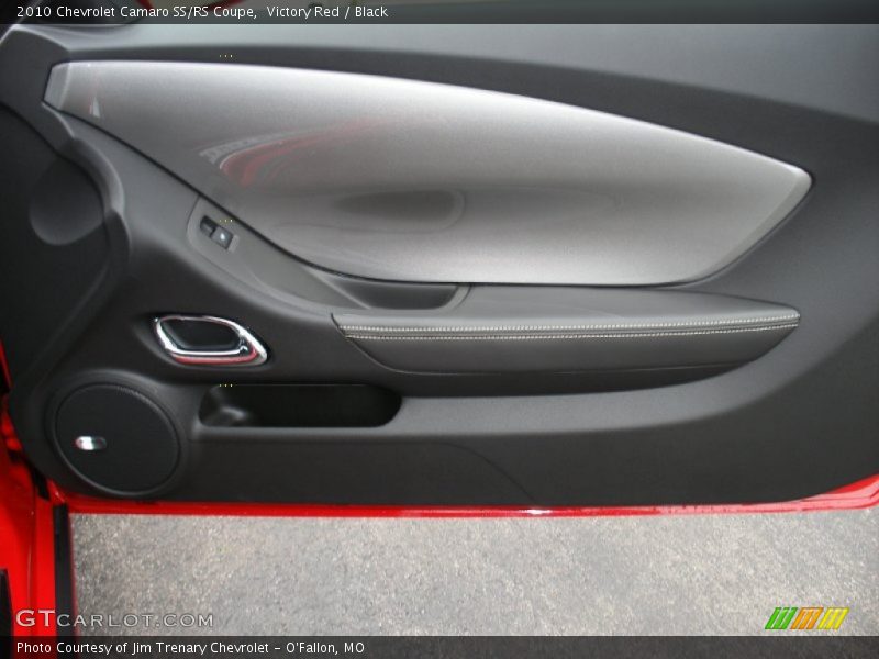 Door Panel of 2010 Camaro SS/RS Coupe