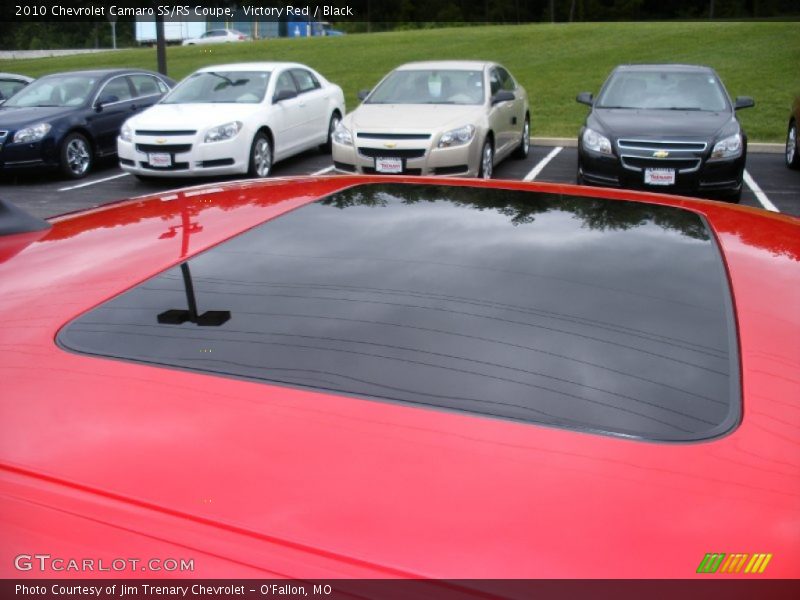 Sunroof of 2010 Camaro SS/RS Coupe