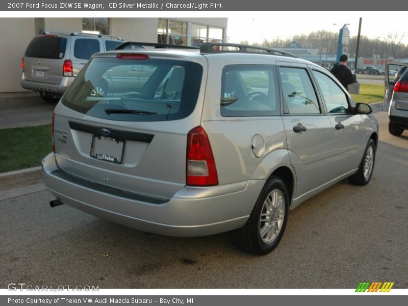 CD Silver Metallic / Charcoal/Light Flint 2007 Ford Focus ZXW SE Wagon