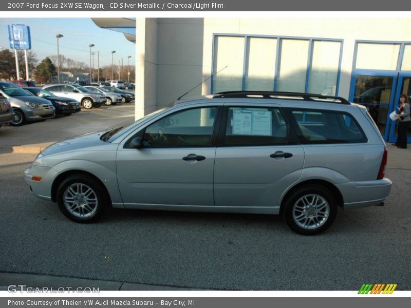 CD Silver Metallic / Charcoal/Light Flint 2007 Ford Focus ZXW SE Wagon