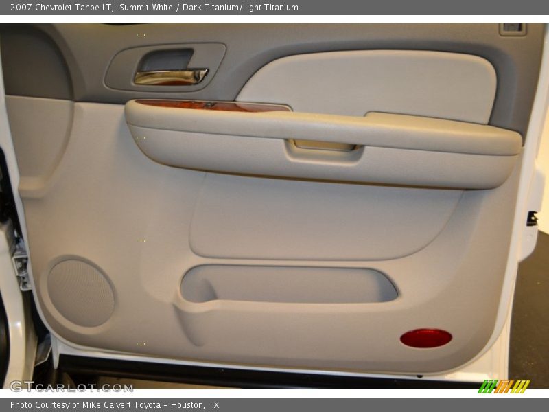 Summit White / Dark Titanium/Light Titanium 2007 Chevrolet Tahoe LT