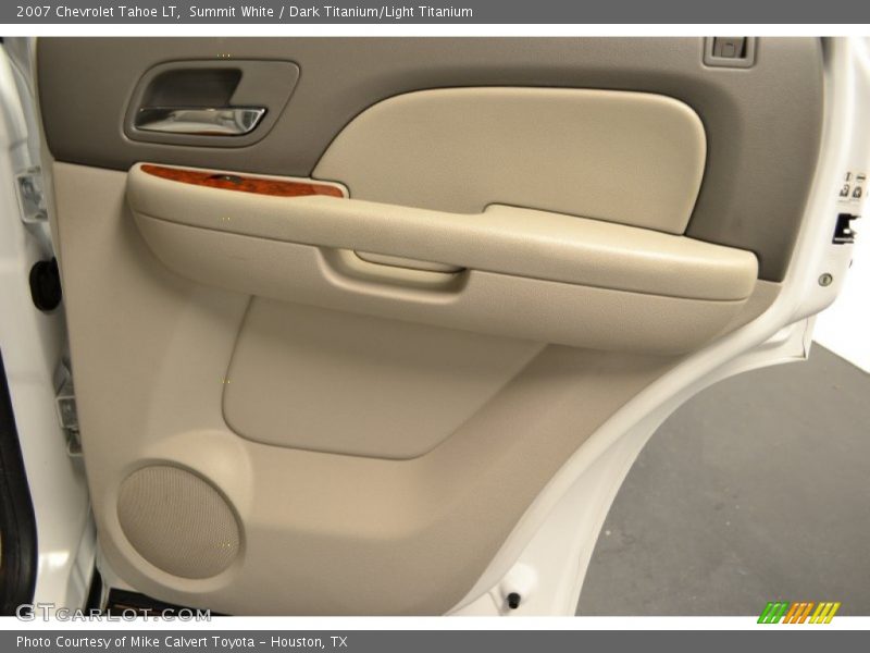 Summit White / Dark Titanium/Light Titanium 2007 Chevrolet Tahoe LT