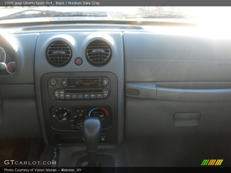 Black / Medium Slate Gray 2006 Jeep Liberty Sport 4x4