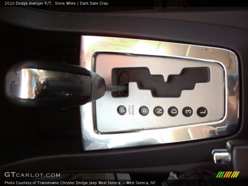 Stone White / Dark Slate Gray 2010 Dodge Avenger R/T