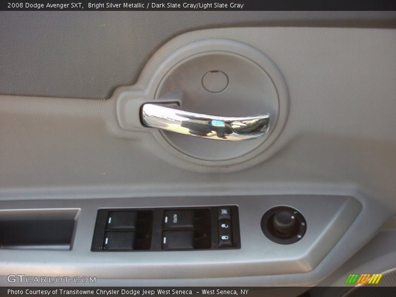 Bright Silver Metallic / Dark Slate Gray/Light Slate Gray 2008 Dodge Avenger SXT