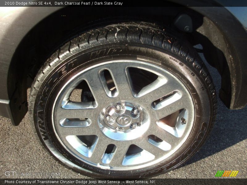 Dark Charcoal Pearl / Dark Slate Gray 2010 Dodge Nitro SE 4x4