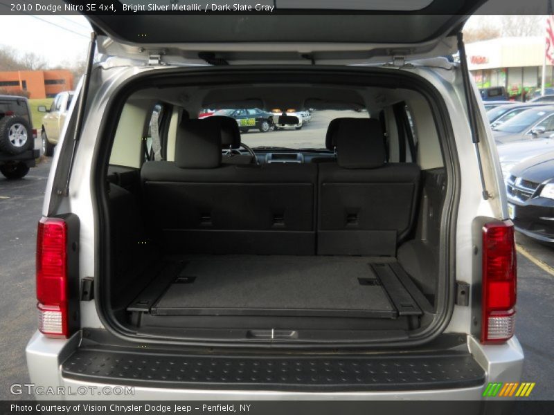 Bright Silver Metallic / Dark Slate Gray 2010 Dodge Nitro SE 4x4