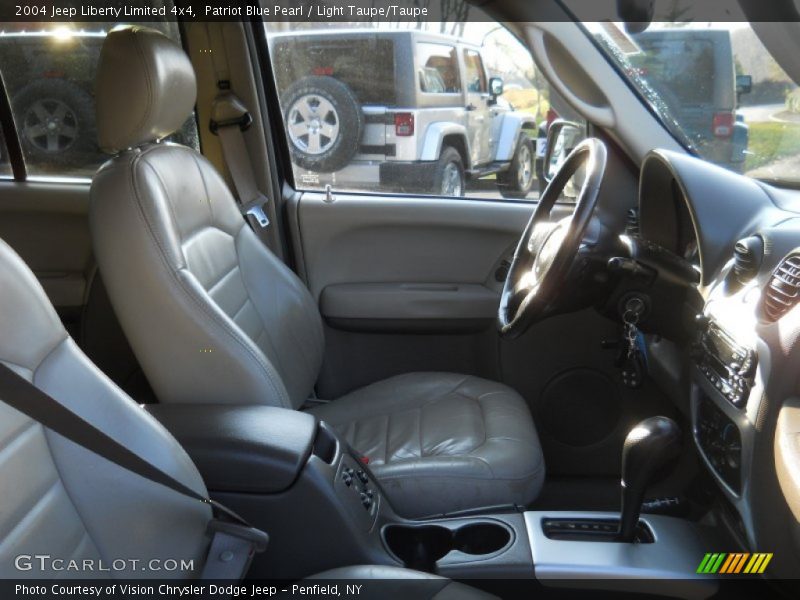 Patriot Blue Pearl / Light Taupe/Taupe 2004 Jeep Liberty Limited 4x4