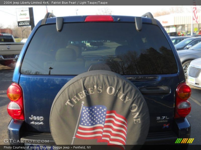 Patriot Blue Pearl / Light Taupe/Taupe 2004 Jeep Liberty Limited 4x4