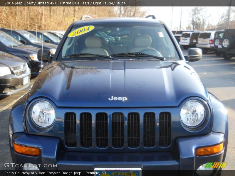 Patriot Blue Pearl / Light Taupe/Taupe 2004 Jeep Liberty Limited 4x4