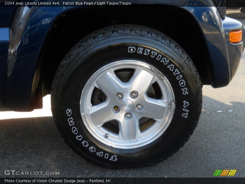 Patriot Blue Pearl / Light Taupe/Taupe 2004 Jeep Liberty Limited 4x4