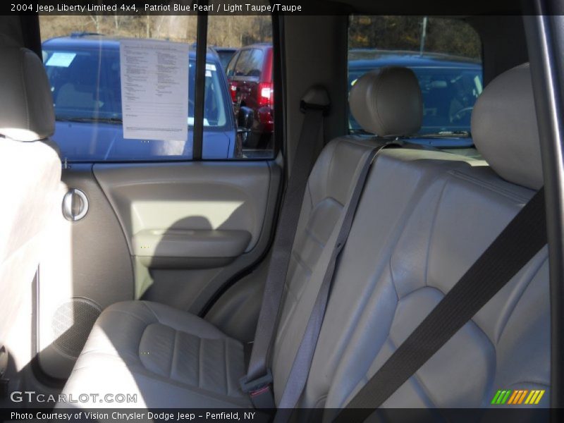 Patriot Blue Pearl / Light Taupe/Taupe 2004 Jeep Liberty Limited 4x4