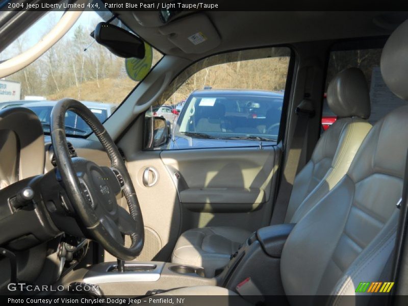 Patriot Blue Pearl / Light Taupe/Taupe 2004 Jeep Liberty Limited 4x4