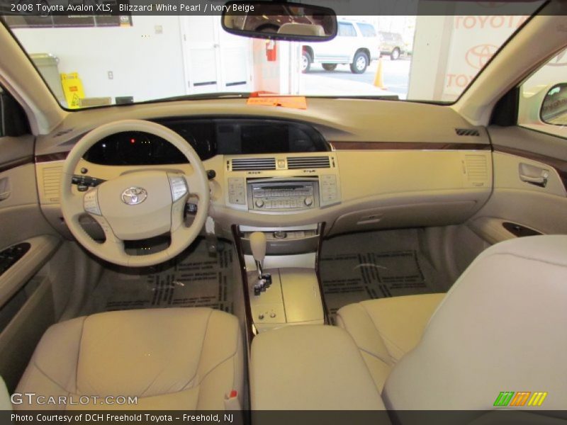 Blizzard White Pearl / Ivory Beige 2008 Toyota Avalon XLS