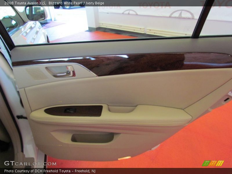 Blizzard White Pearl / Ivory Beige 2008 Toyota Avalon XLS