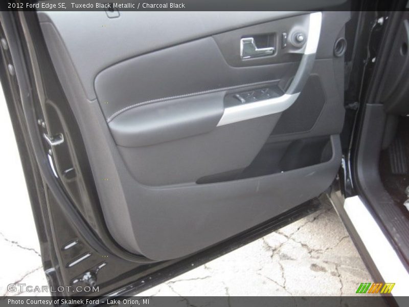 Tuxedo Black Metallic / Charcoal Black 2012 Ford Edge SE