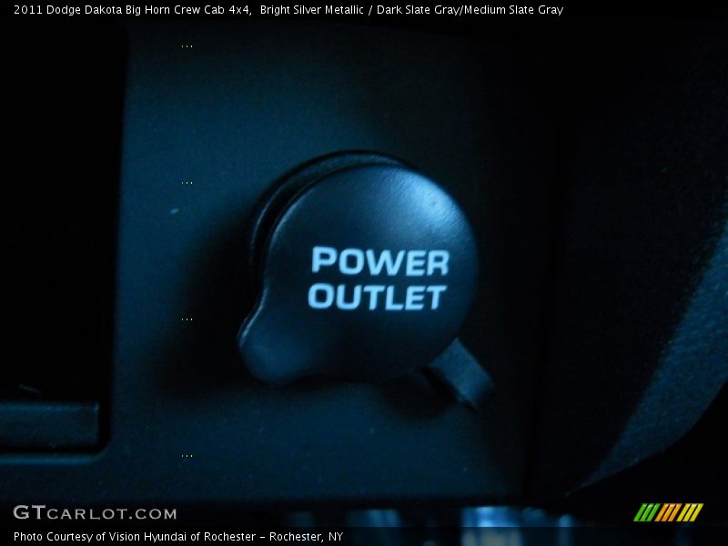 Bright Silver Metallic / Dark Slate Gray/Medium Slate Gray 2011 Dodge Dakota Big Horn Crew Cab 4x4