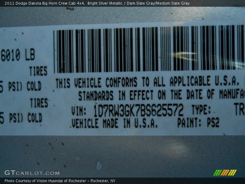 Bright Silver Metallic / Dark Slate Gray/Medium Slate Gray 2011 Dodge Dakota Big Horn Crew Cab 4x4