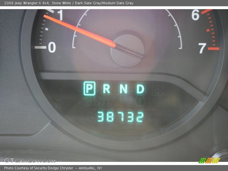 Stone White / Dark Slate Gray/Medium Slate Gray 2009 Jeep Wrangler X 4x4