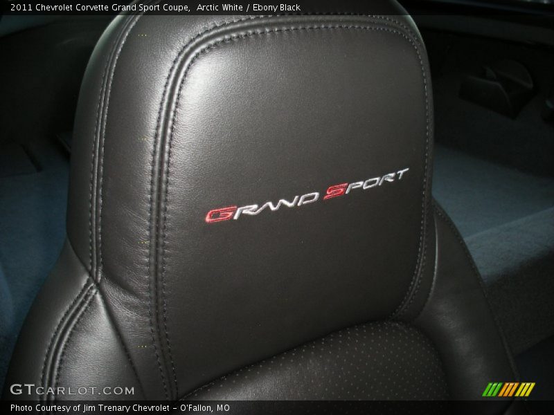 Embroidered Grand Sport in headrest - 2011 Chevrolet Corvette Grand Sport Coupe