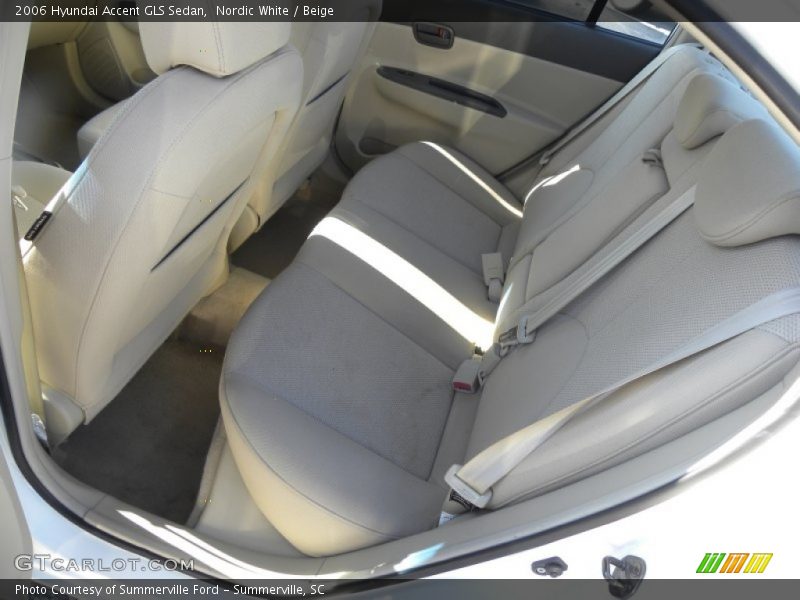 Nordic White / Beige 2006 Hyundai Accent GLS Sedan