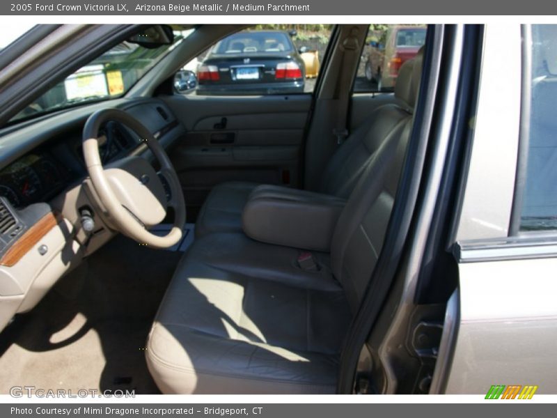 Arizona Beige Metallic / Medium Parchment 2005 Ford Crown Victoria LX