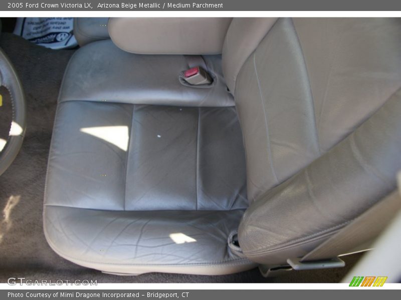 Arizona Beige Metallic / Medium Parchment 2005 Ford Crown Victoria LX