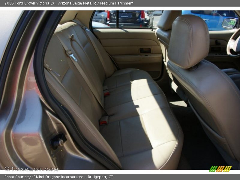 Arizona Beige Metallic / Medium Parchment 2005 Ford Crown Victoria LX