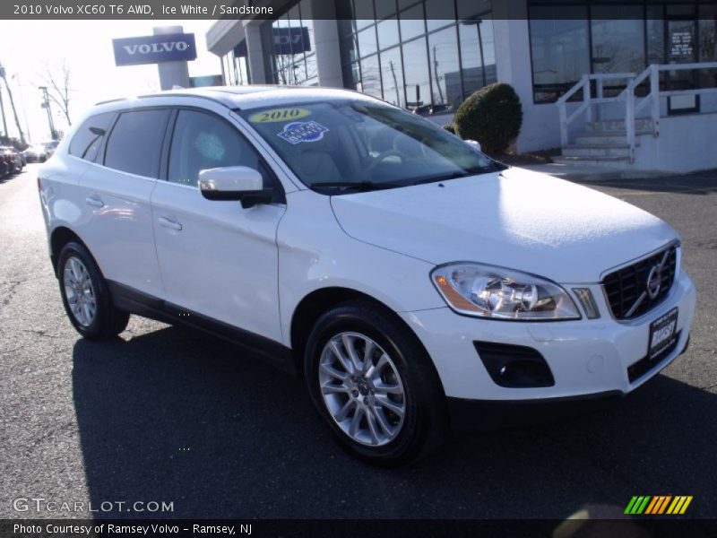 Ice White / Sandstone 2010 Volvo XC60 T6 AWD