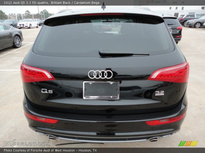 Brilliant Black / Cardamom Beige 2012 Audi Q5 3.2 FSI quattro