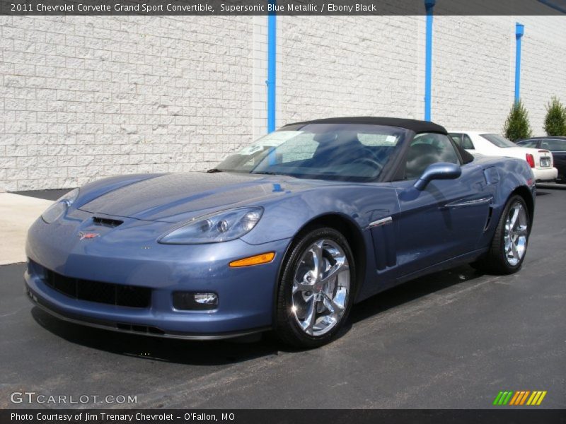 Front 3/4 View of 2011 Corvette Grand Sport Convertible