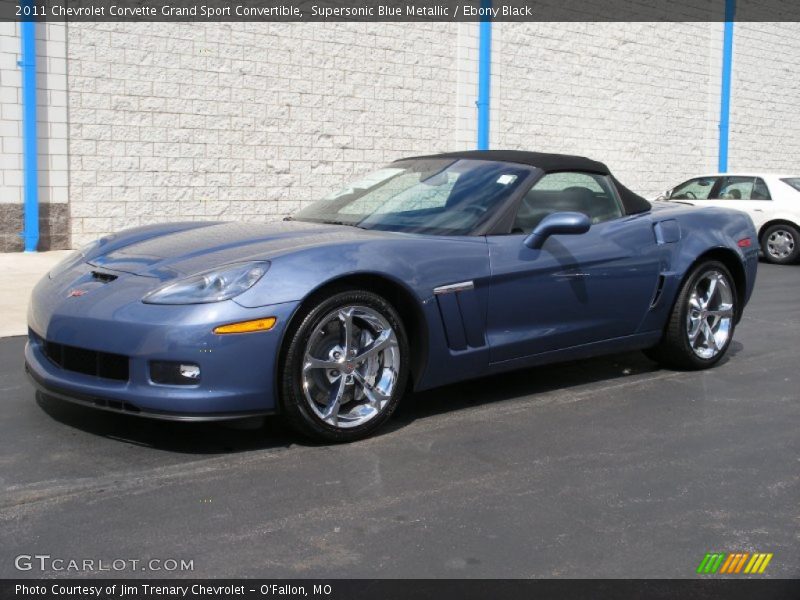 Front 3/4 View of 2011 Corvette Grand Sport Convertible