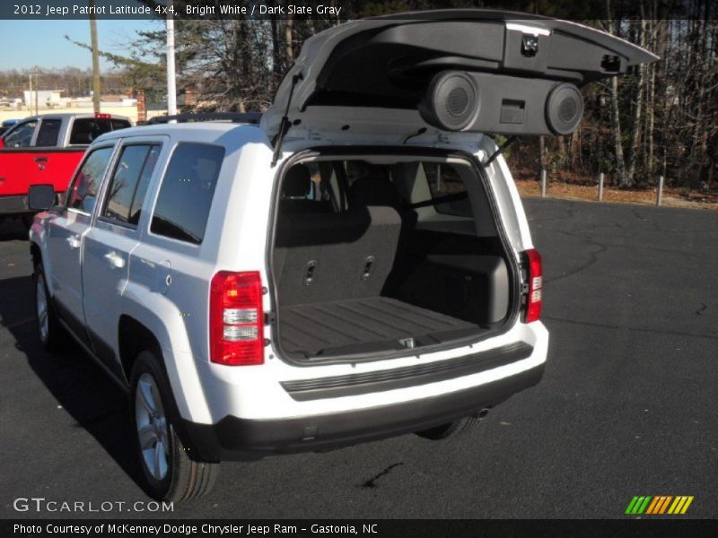 Bright White / Dark Slate Gray 2012 Jeep Patriot Latitude 4x4